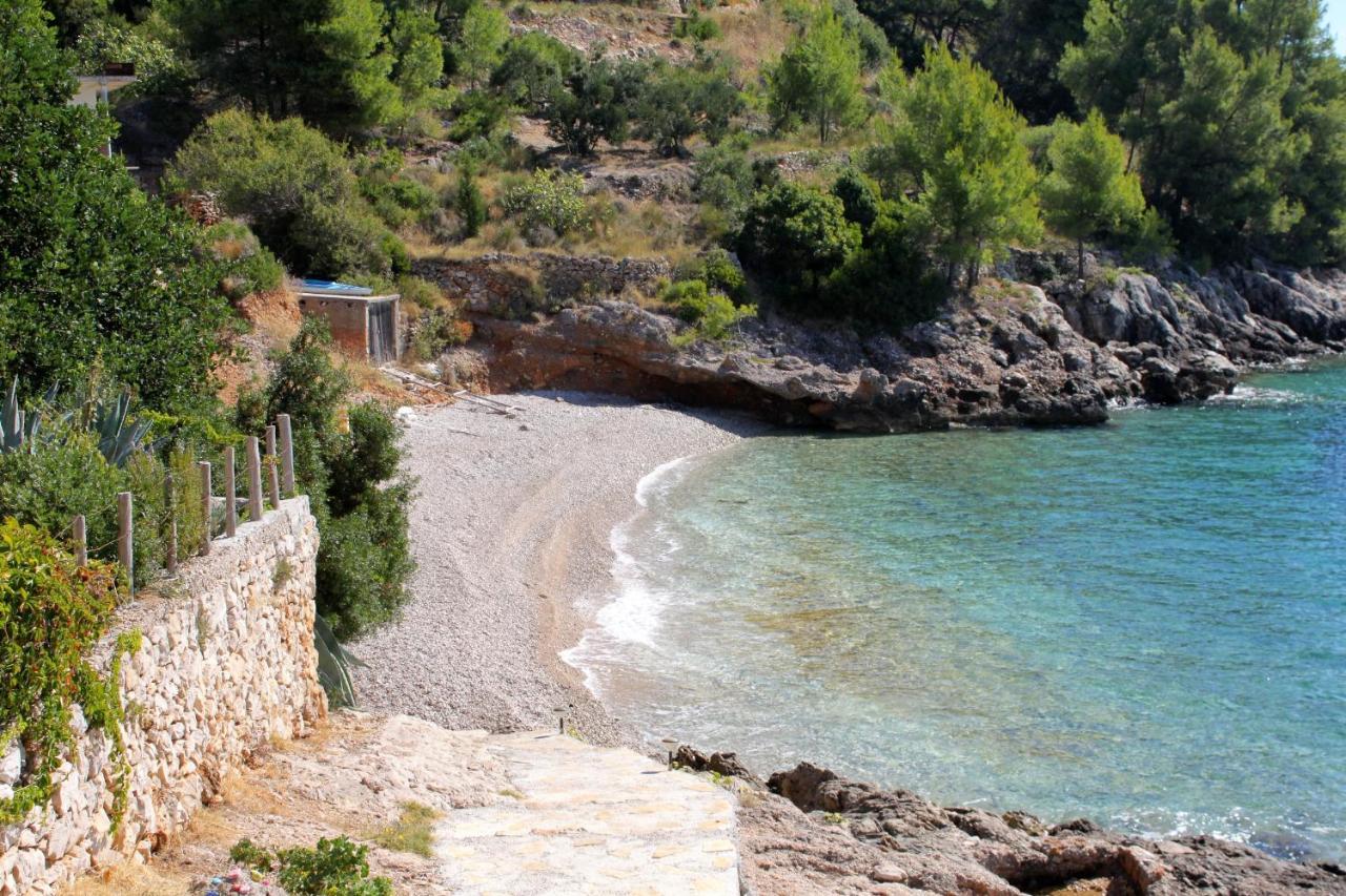 Seaside Secluded Cove Torac, Hvar - 4044 Apartman